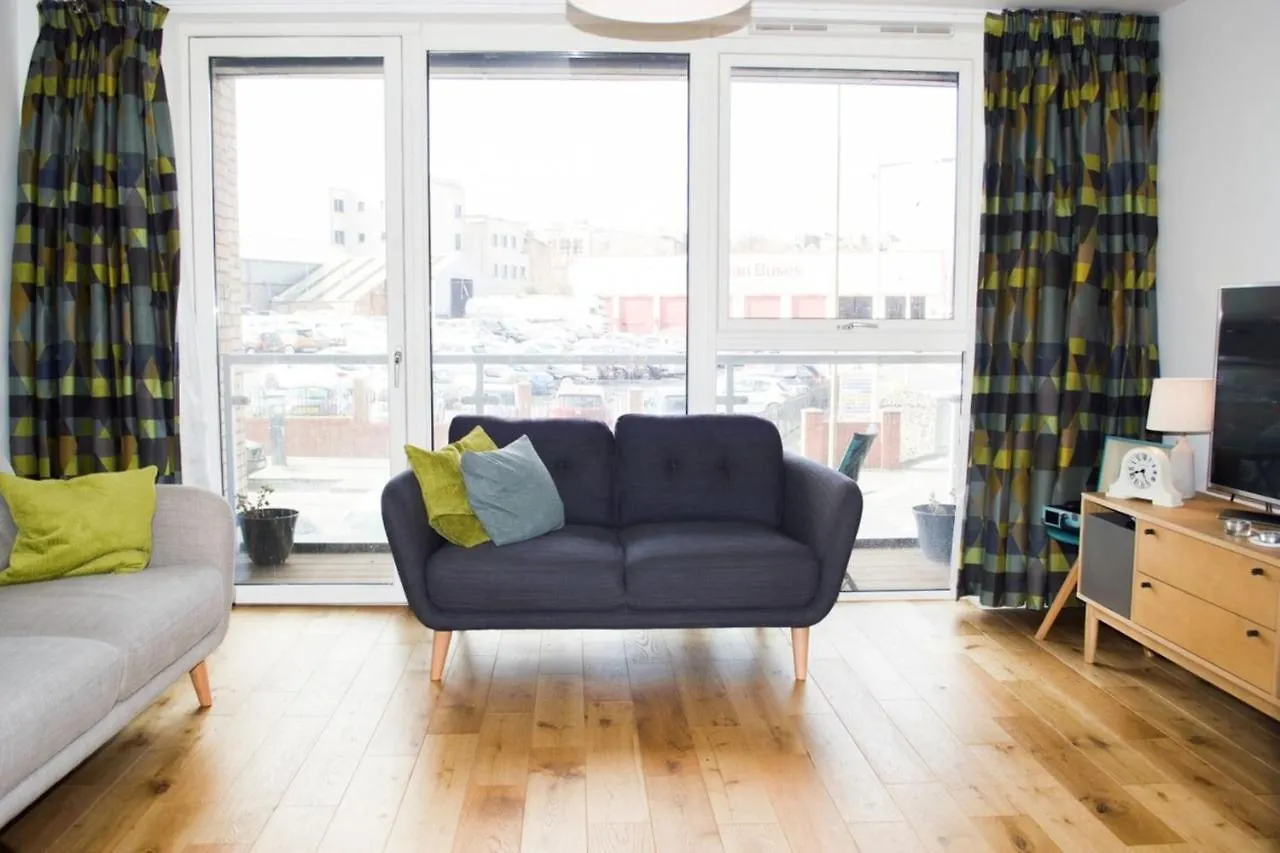 Modern Home By Leith Walk Edinburgh