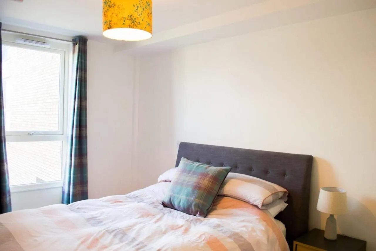 Modern Home By Leith Walk Edinburgh 0*,  United Kingdom