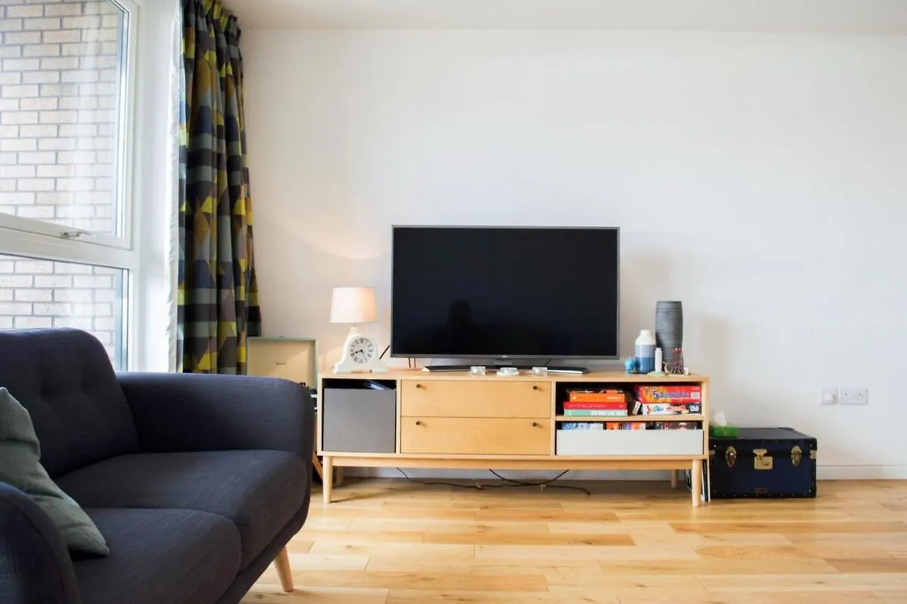Modern Home By Leith Walk Edinburgh